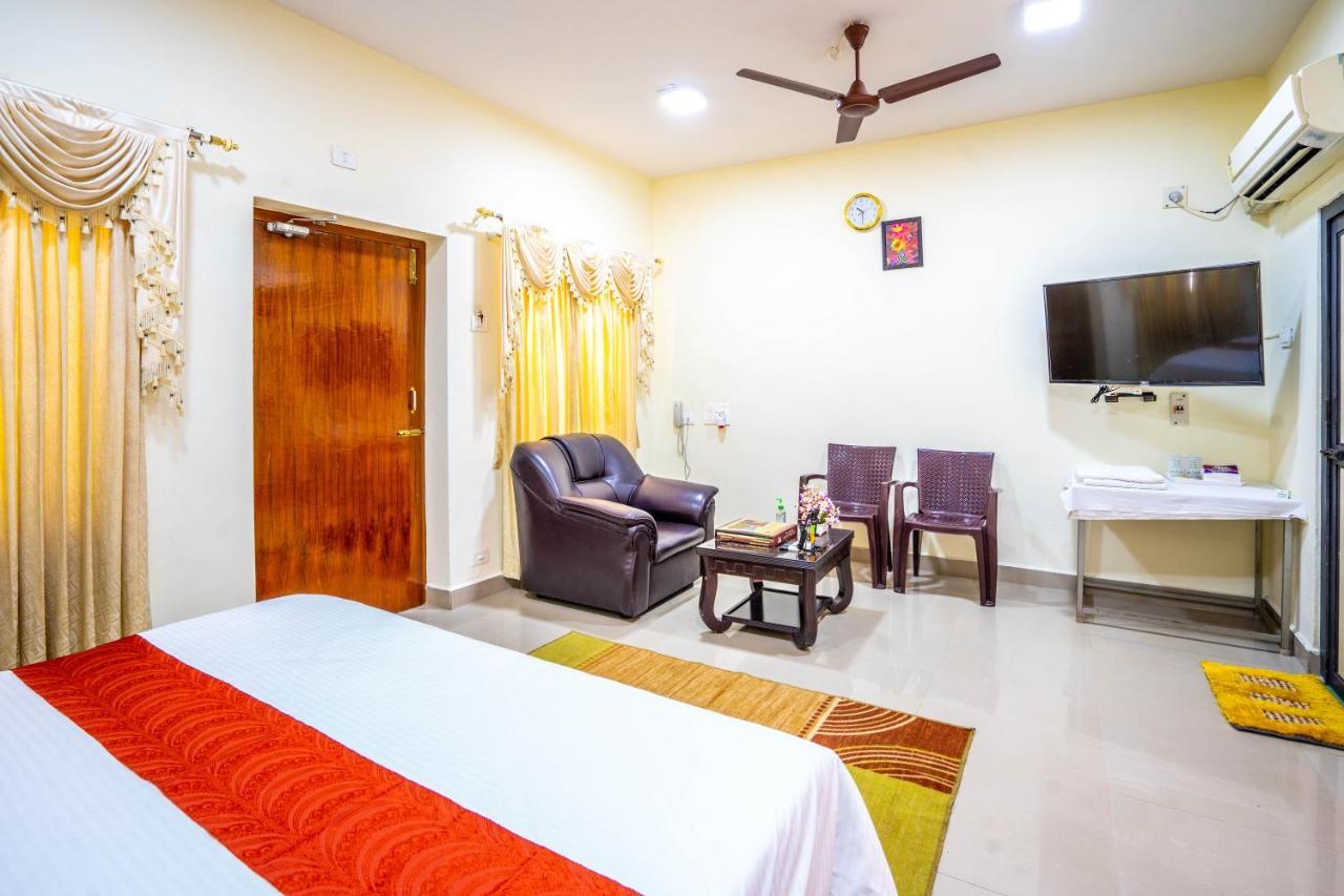 Hotel Tamilnadu - Thirukadaiyur Tirukkadaiyur Zewnętrze zdjęcie